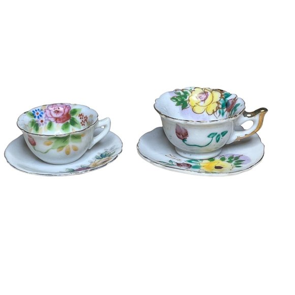 Occupied Japan Vintage Miniature Teacups & Saucers White Floral - Picture 1 of 6